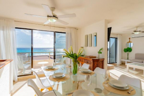 Beachfront Villa in Cancun Hotel Zone